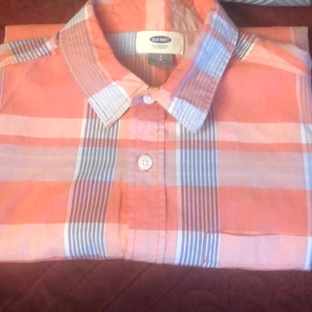 Old navy button down - Picture 3 of 5